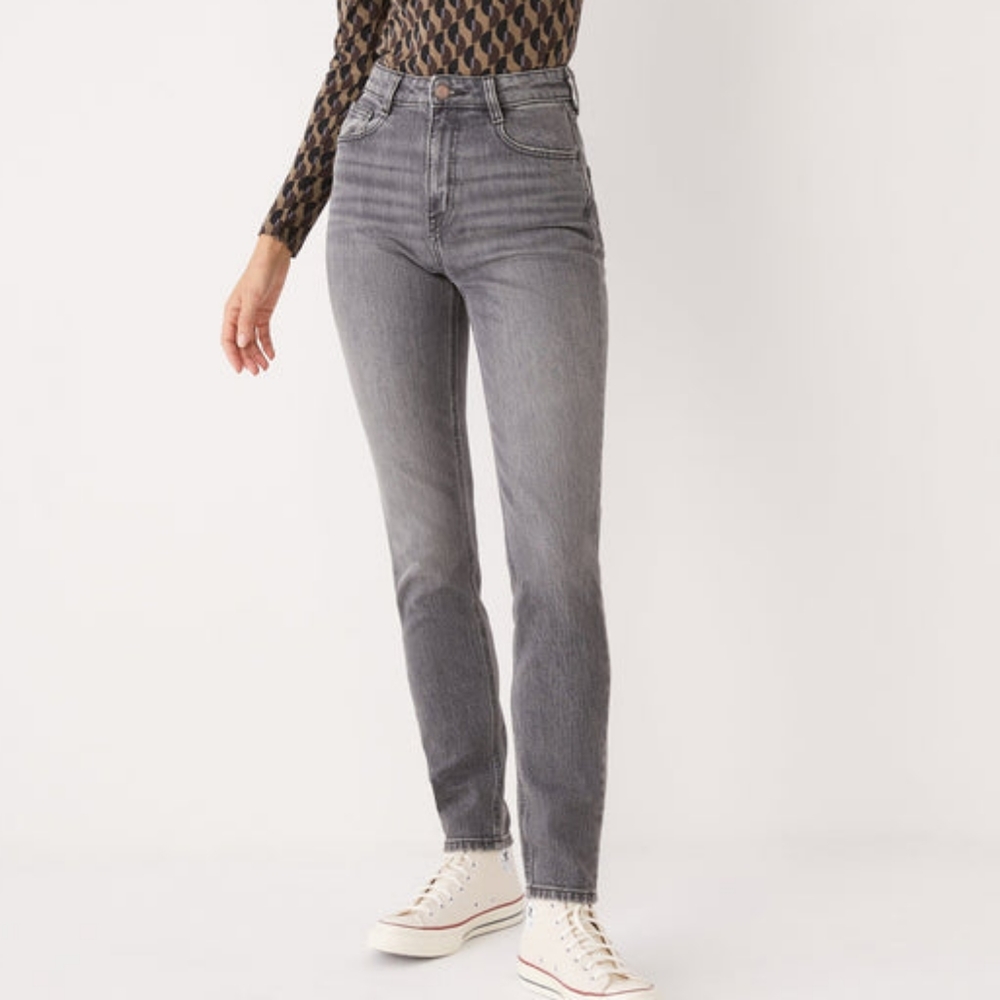 FRANK & OAK Kim Comfort Slim Jean Size 28